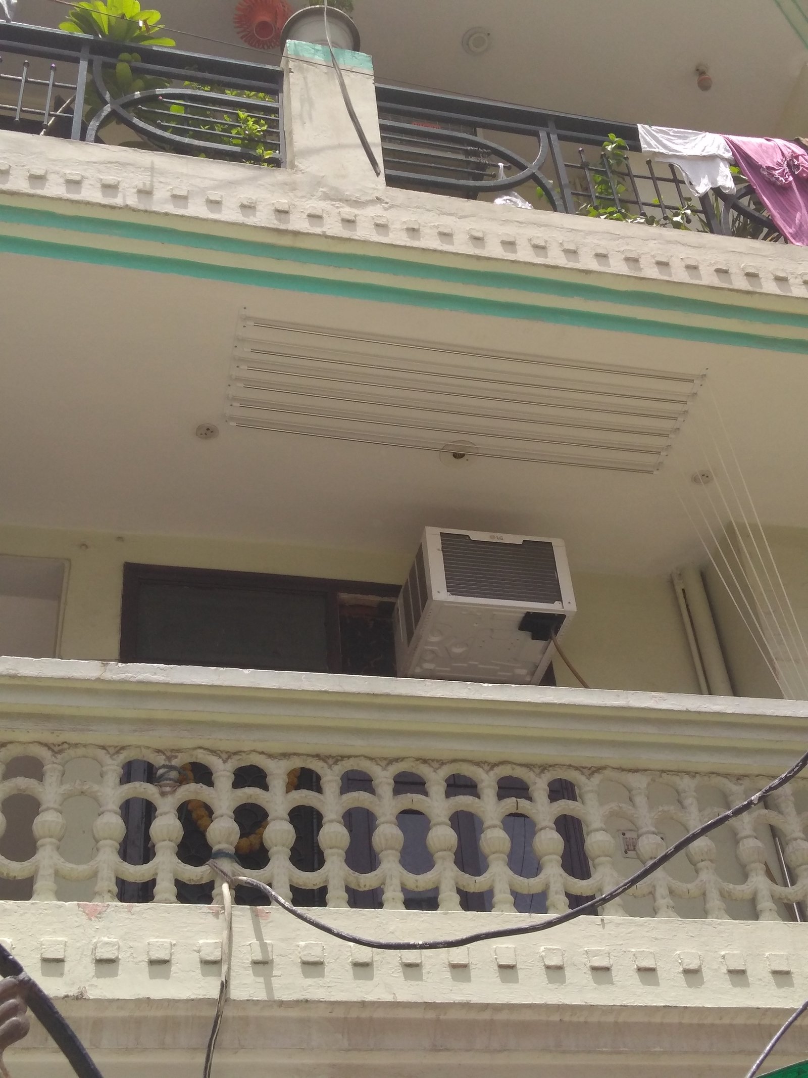 Roof Cloth Drying stand